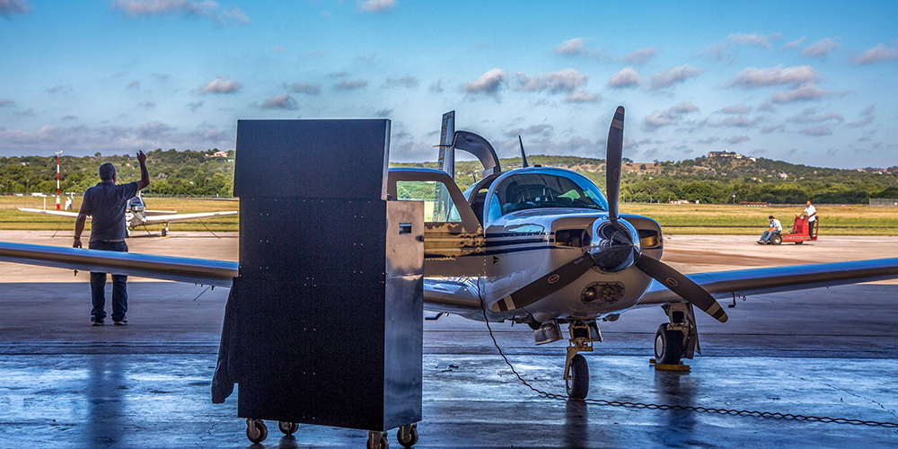 Airplane gets refueled