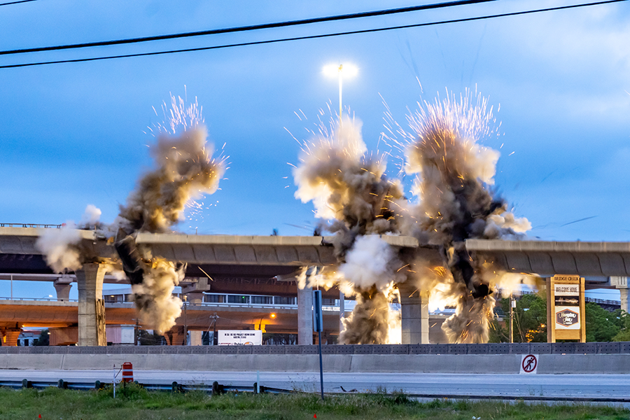 Bridge implosion at US 183