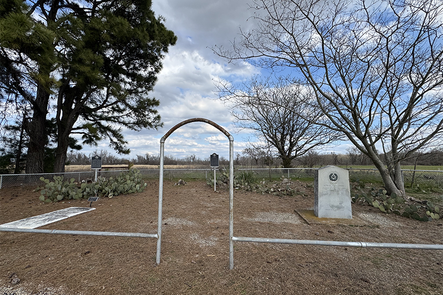 Marcador histórico de la puerta de entrada a Texas