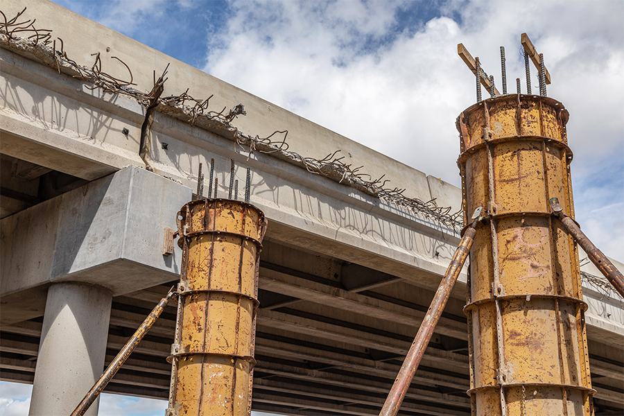 Construction of highway in Waco