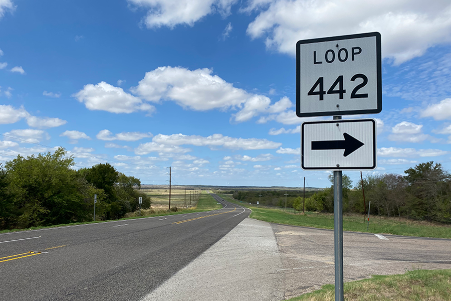 Road sign for Loop 442