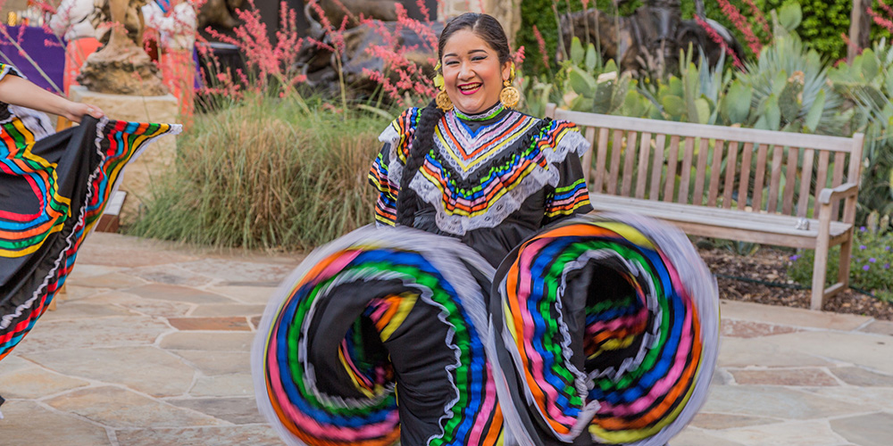 Dancer at fiesta San Antonio