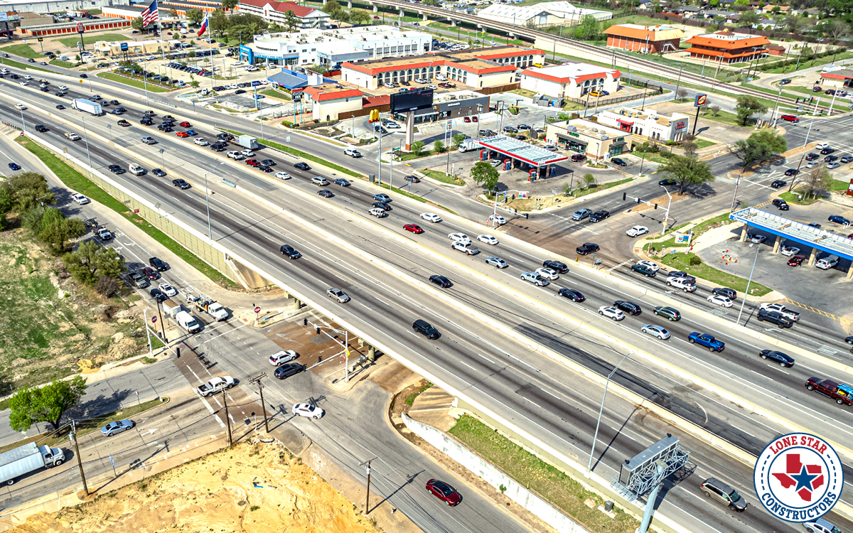 I-35E facing south towards Downtown, Carrollton 