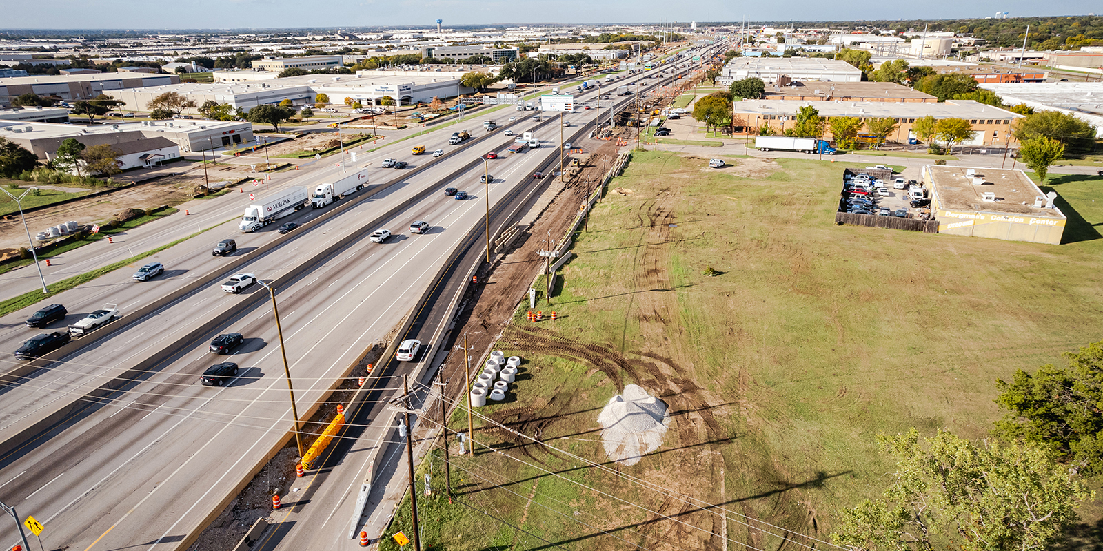 NB view of construction I-35E from Valley View-Valwood 2 from October 2022.