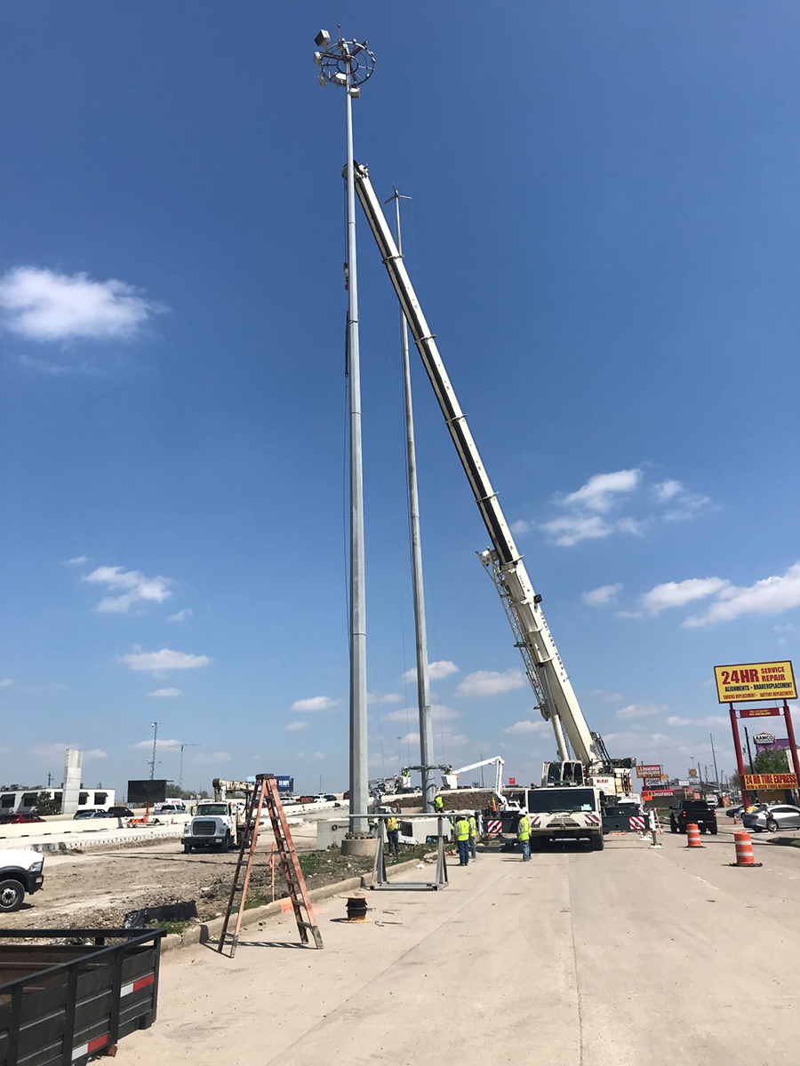 I-610 high-mast lighting