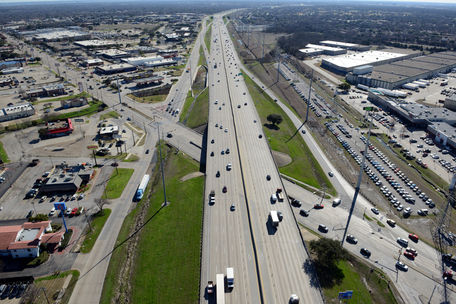 2020 635E aerial view at Northwest Highway
