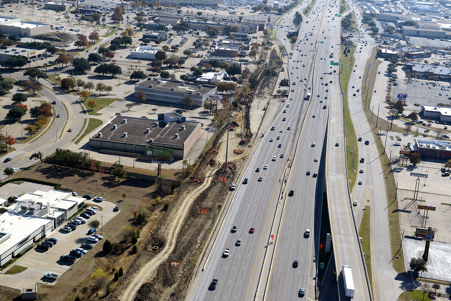 635E aerial view at Town East Boulevard