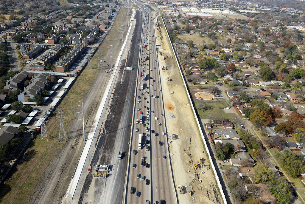 Aerial view of I-635 East at La Prada. Construction of lane expansions in 2021.