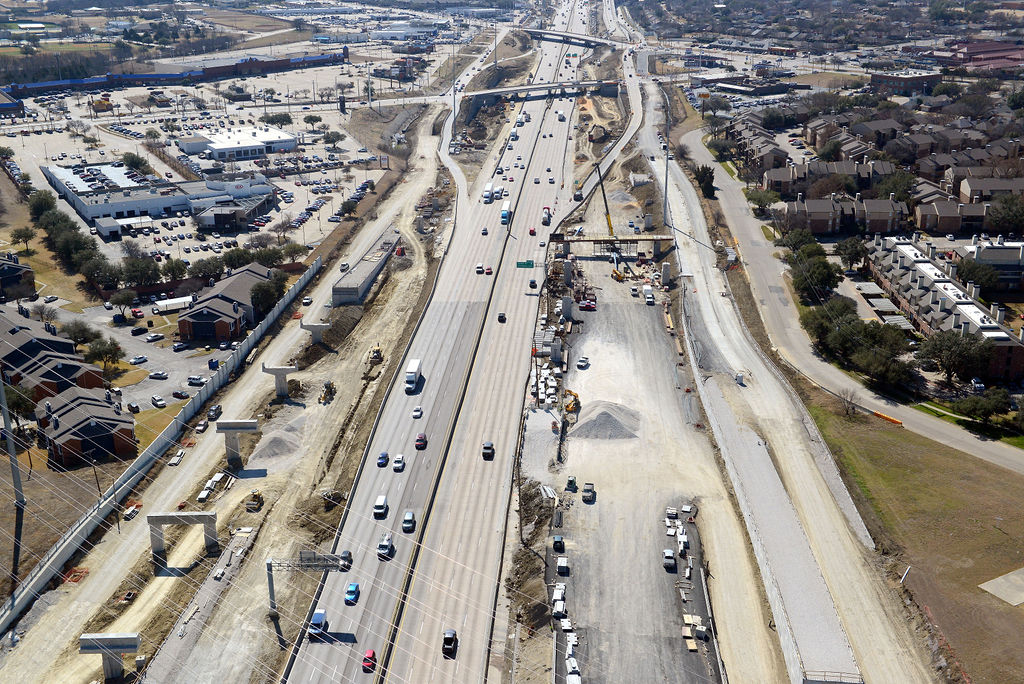 2022 635E aerial view at Oates drive