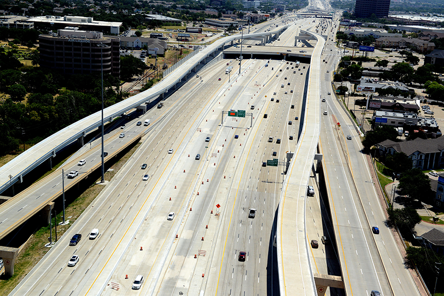 I-635 East at Greenville and Forest looking west