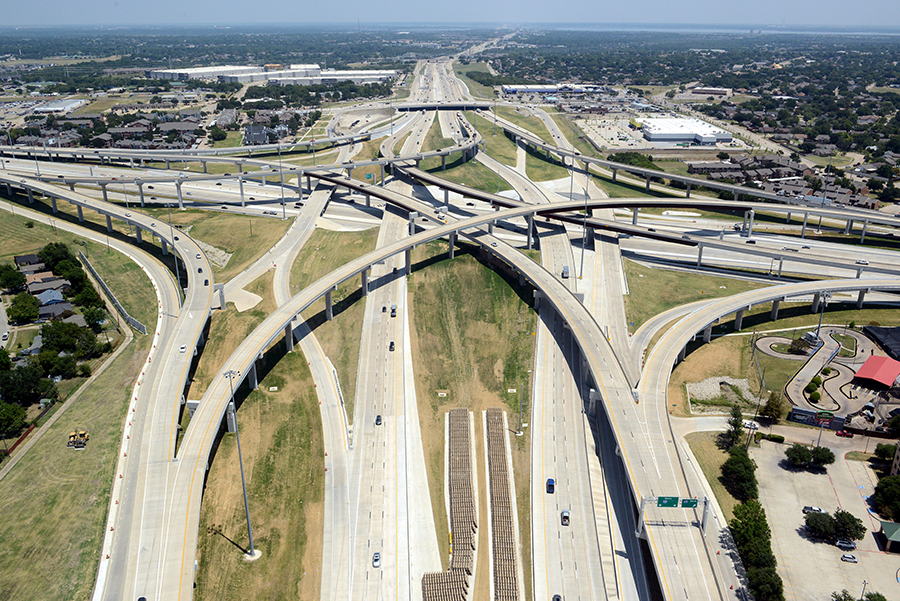 I-635 East at the I-635/I-30 interchange looking east
