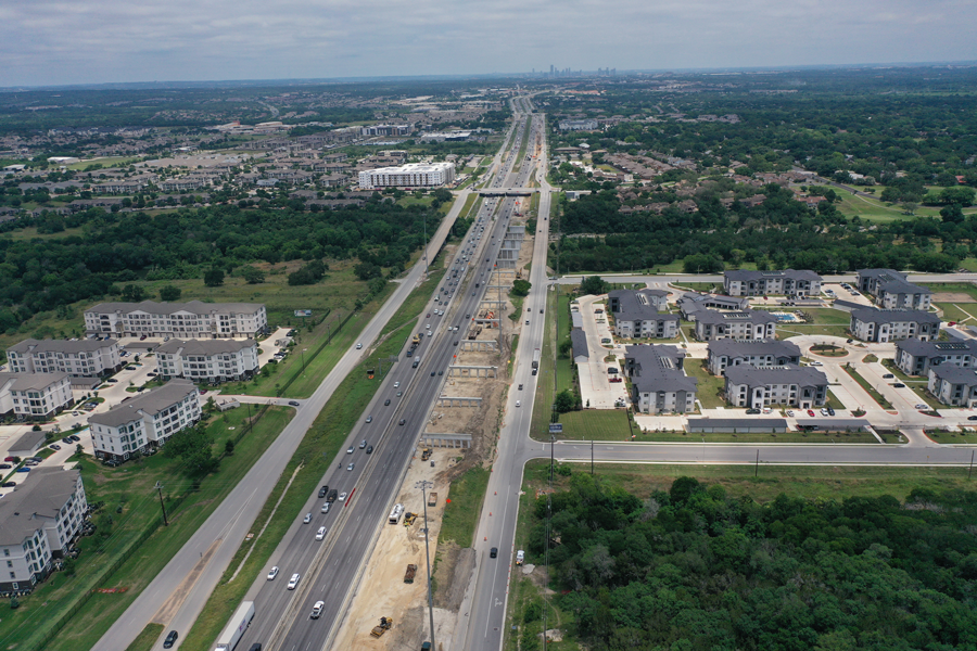Northbound view of I-35 bridge reconstruction over Onion Creek in May 2024