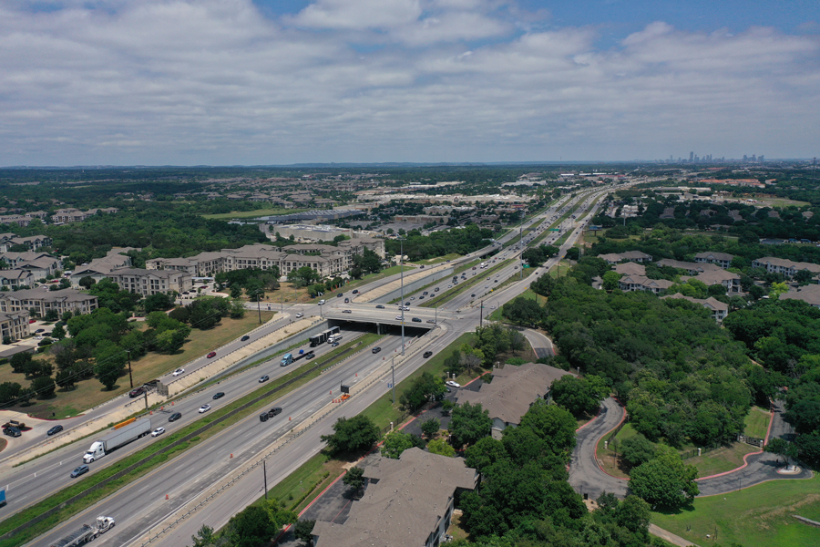 Northbound view of I-35 CapEx South Slaughter Creek Overpass near Brezza Lane 