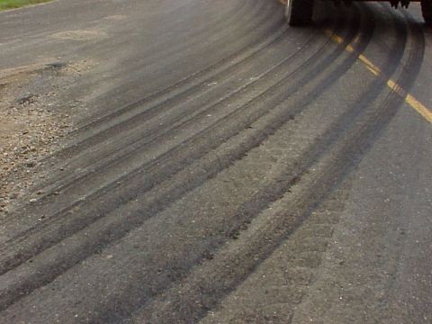 Shearing of the pavement surface duringturning movements. (click in image to see full-size image)