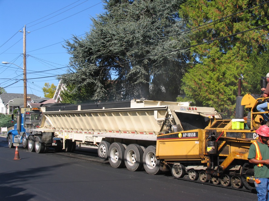 Live Bottom Truck.© Copyright 2006 University of Washington (click in image to see full-size image)