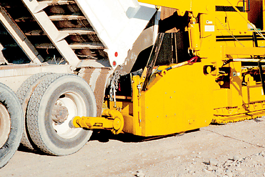 Truck hitch engaged.© Copyright 2006 University of Washington (click in image to see full-size image)