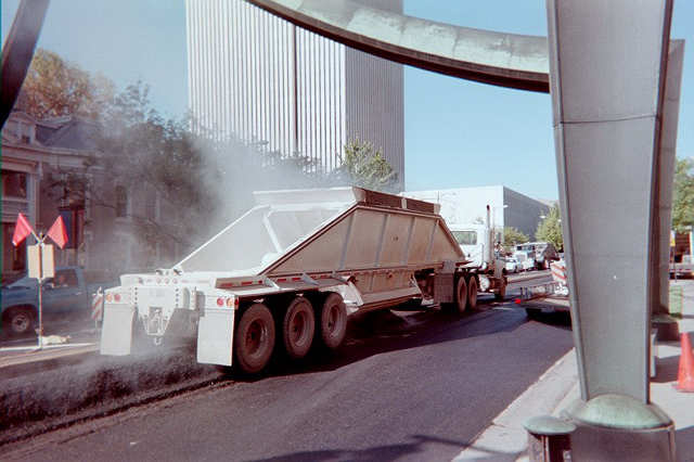 Windrow made by emptying a bottom dumptruck.© Copyright 2006 University of Washington (click in image to see full-size image)