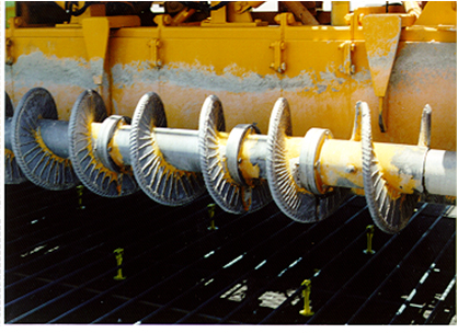 Close-up of an auger. (click in image to see full-size image)