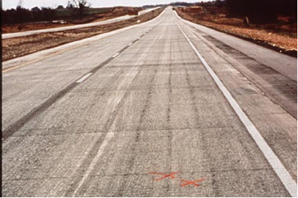 Unacceptable – vibrator streaks. (click in image to see full-size image)