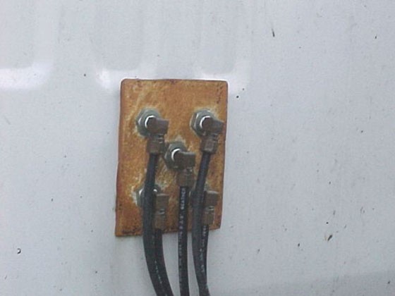 Air Line Connections on Back of Truck Cab (click in image to see full-size image)