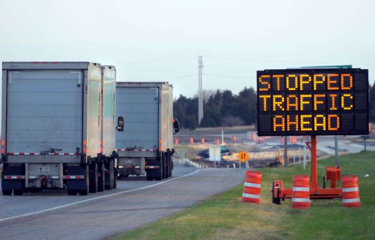 Electronic sign - stopped traffic ahead